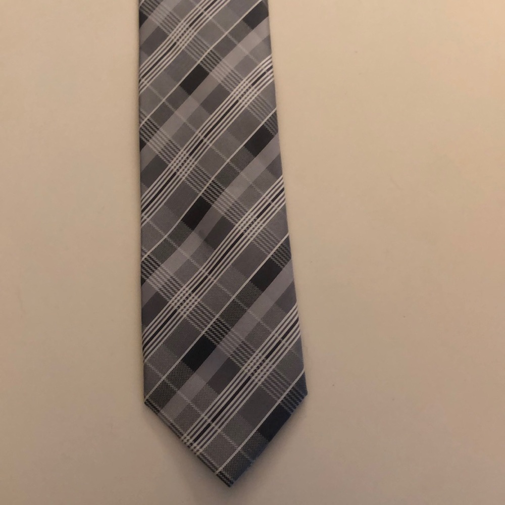 Gray Plaid tie